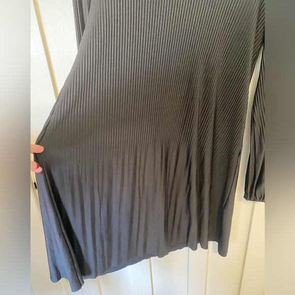 Vintage black pleated mini dress - Picture 2 of 5